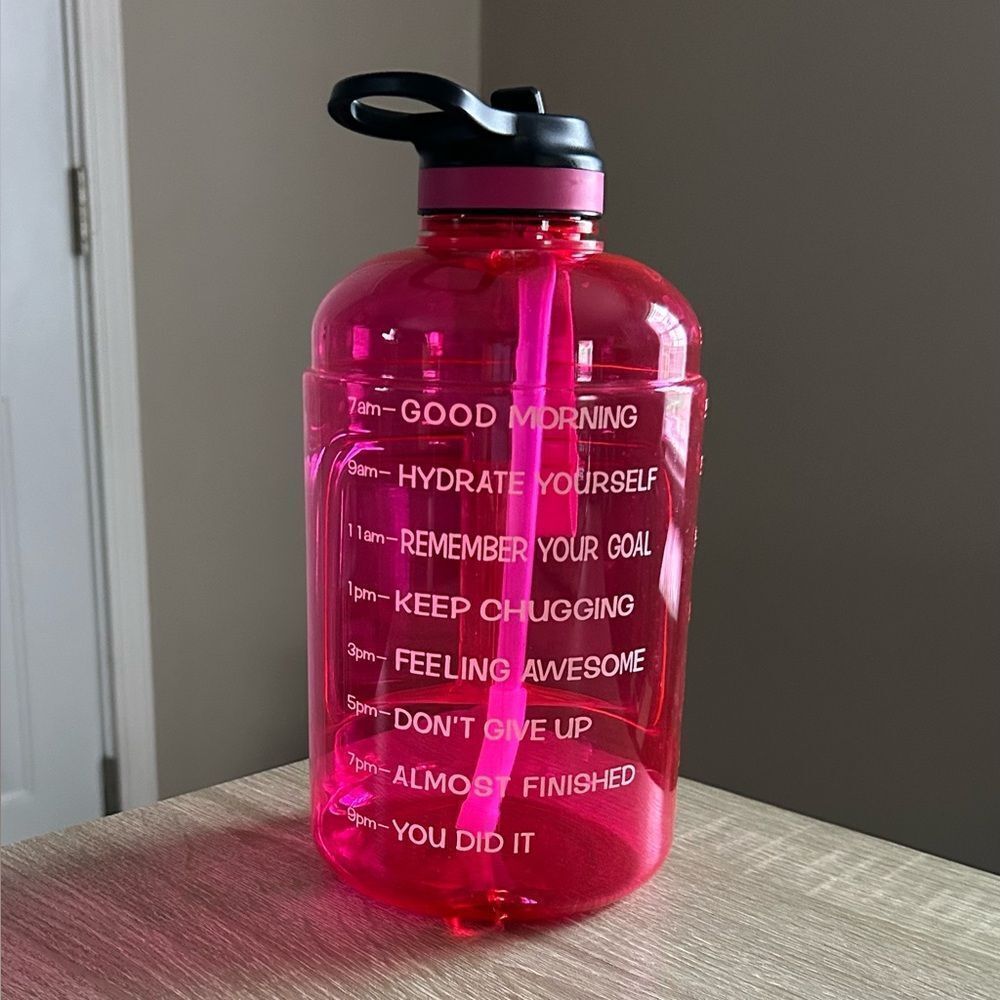 NWOT … ADOLPH “Motivational” Water Bottle